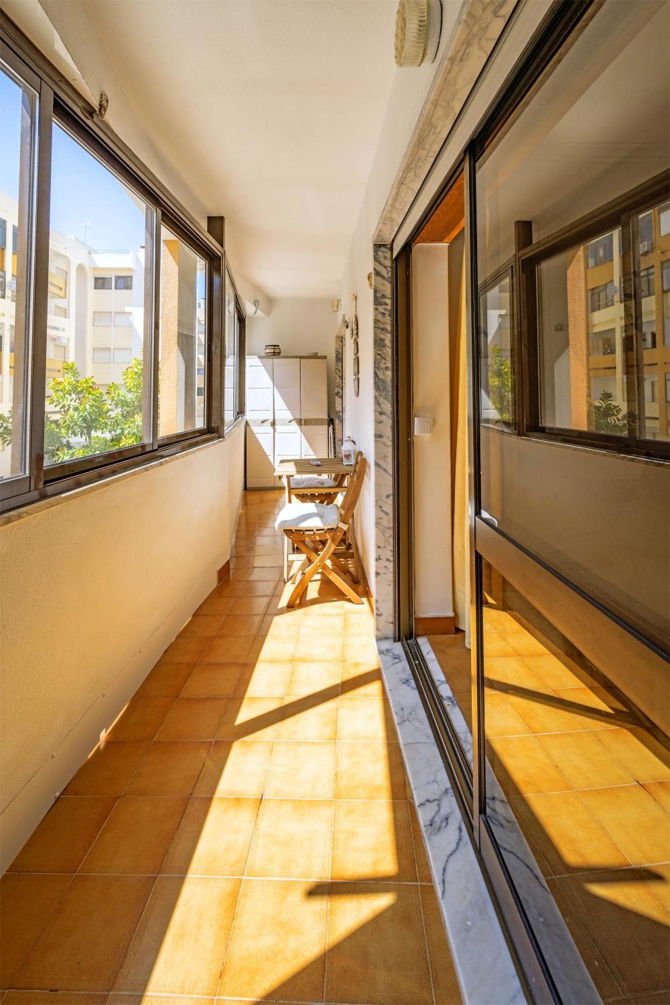 Cozy Apartment Near The Beach In Costa De Caparica Bagian luar foto